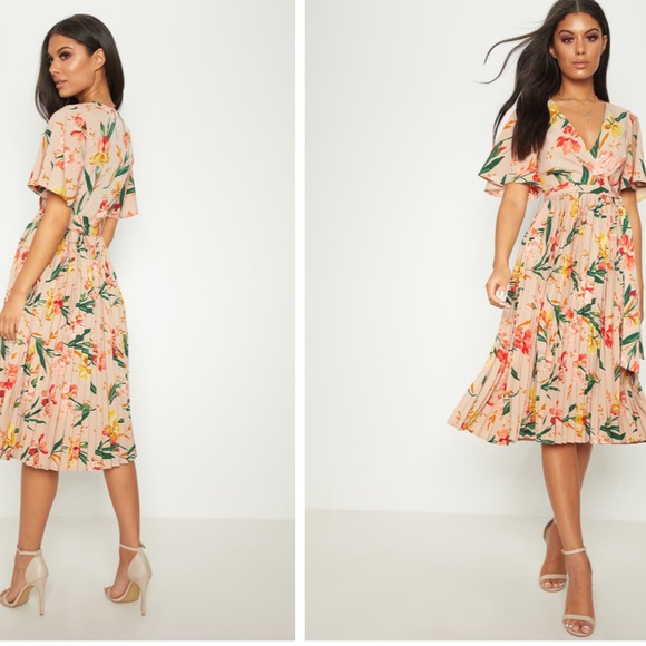 Floral Green Pleated Dress - Picture 7 of 7